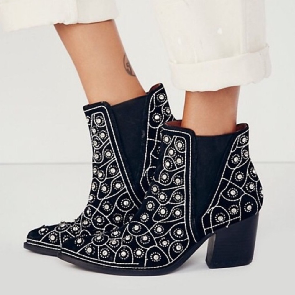 Jeffrey Campbell x Free People After Dark Booties